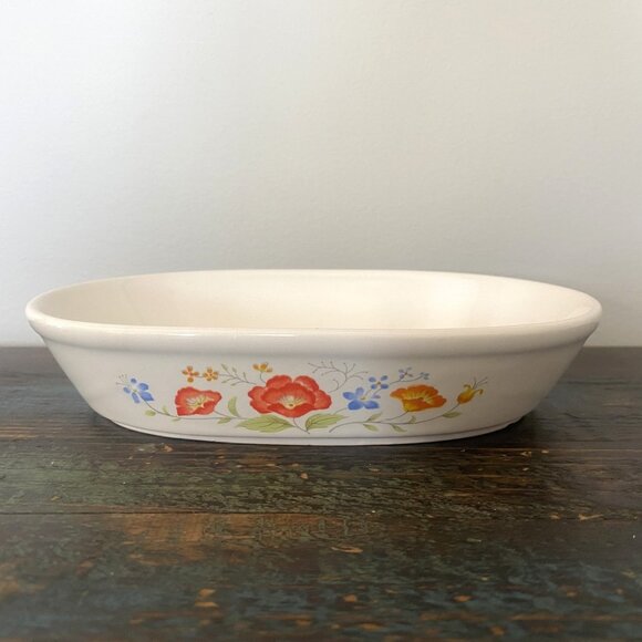 Vintage Small Ceramic Caserole Dish - Picture 1 of 8